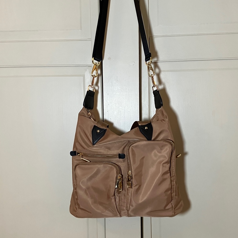 Urban Expressions Vegan Bag NEW Tan Black & Gold,  Zip Pockets
